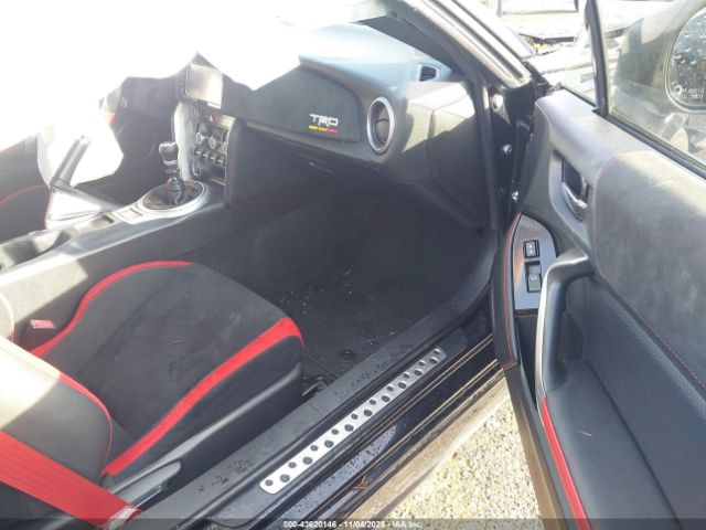 2019 TOYOTA 86 JF1ZNAE12K9700428 Photo 4