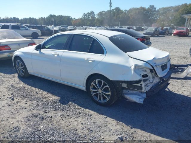2016 MERCEDES-BENZ C 300 55SWF4JB7GU127743 Photo 2