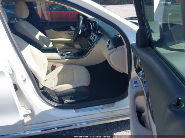 2016 MERCEDES-BENZ C 300 55SWF4JB7GU127743 Photo 4