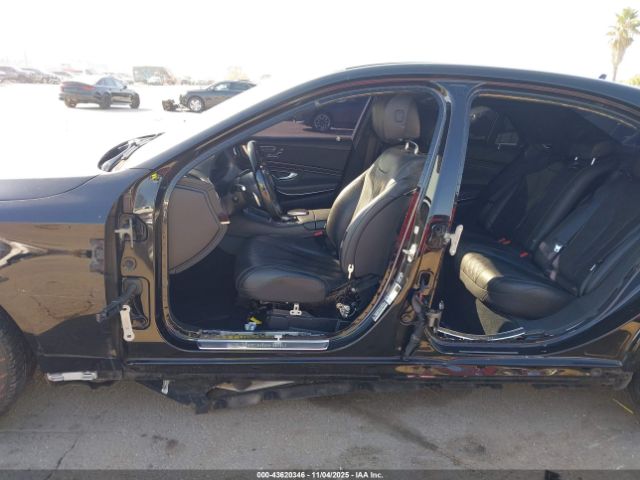 2019 MERCEDES-BENZ S 560 WDDUG8DB3KA437985 Photo 5