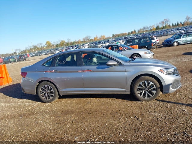 Продажа на аукционе авто 2024 Volkswagen Jetta 1.5t S, vin: 3VW5M7BU3RM023332, номер лота: 43620373
