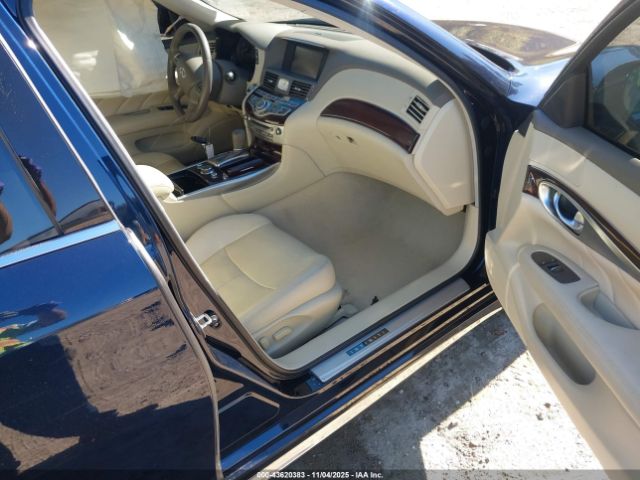 2019 INFINITI Q70L JN1BY1PP9KM685575 Photo 4