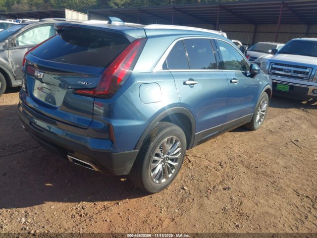 2024 CADILLAC XT4 1GYFZCR43RF140197 Photo 3