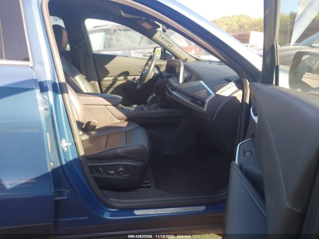 2024 CADILLAC XT4 1GYFZCR43RF140197 Photo 4