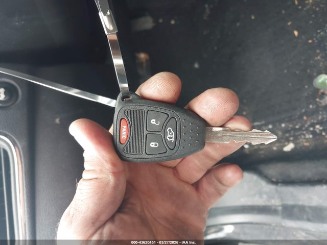 2013 CHRYSLER 200 1C3CCBAB9DN670272 Photo 10