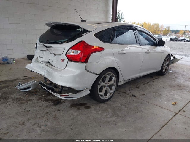 Ford Focus 2014 1FADP3L90EL402802 Image 4
