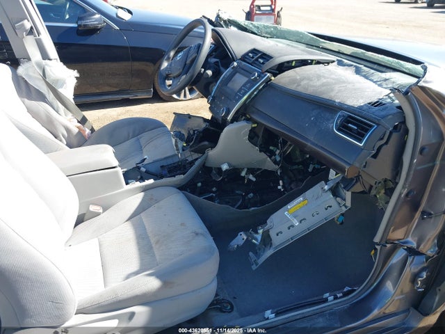 4T1BF1FK8HU788113 Toyota CAMRY LE