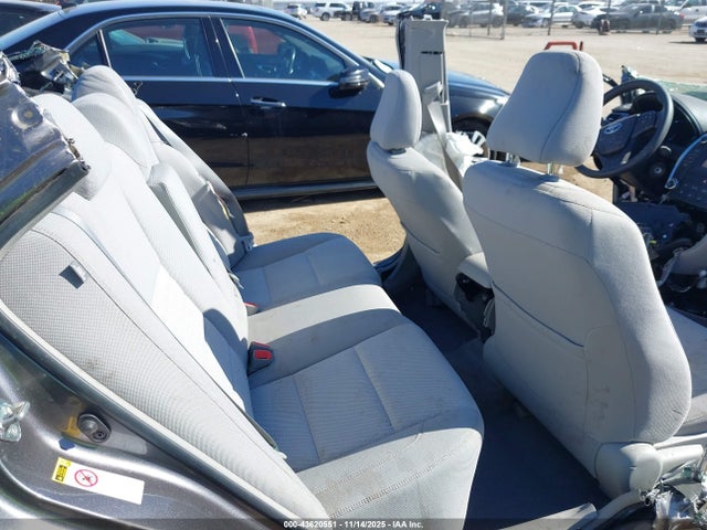 4T1BF1FK8HU788113 Toyota CAMRY LE