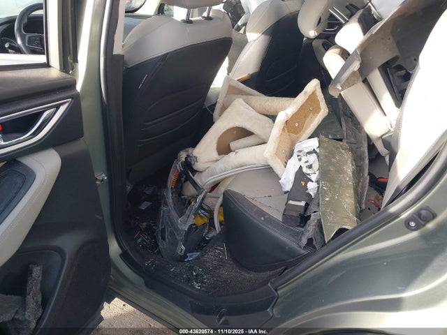 JF2SKAUCXLH418800 Subaru Forester Limited
