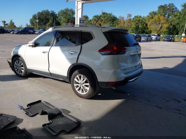 2018 NISSAN ROGUE 5N1AT2MT1JC848119 Photo 2