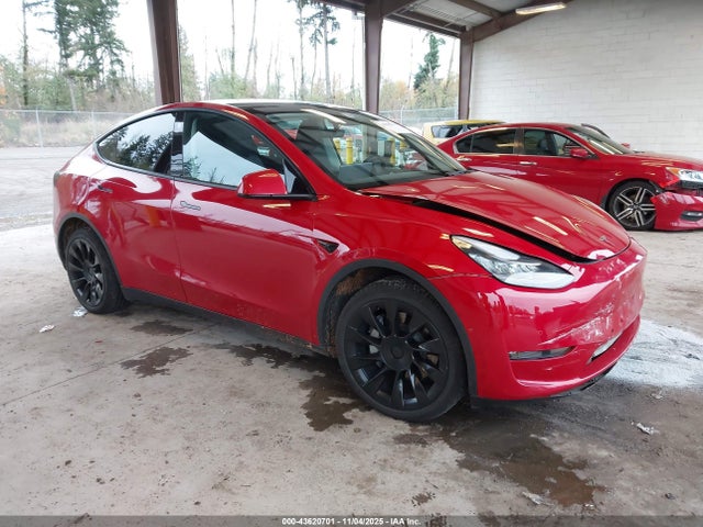 2022 TESLA MODEL Y 7SAYGDEE8NF479998 Photo 0