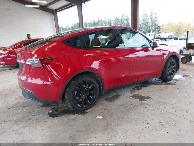 2022 TESLA MODEL Y 7SAYGDEE8NF479998 Photo 3