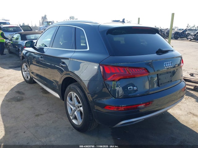 2019 AUDI Q5 WA1ANAFY4K2082275 Photo 2