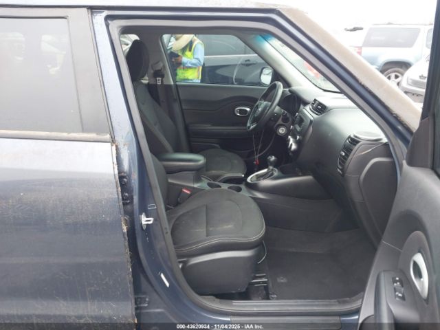 2015 KIA SOUL KNDJP3A52F7183400 Photo 4