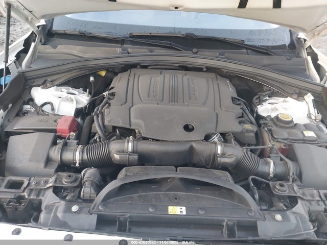 2017 JAGUAR F-PACE SADCK2BV4HA894803 Photo 9