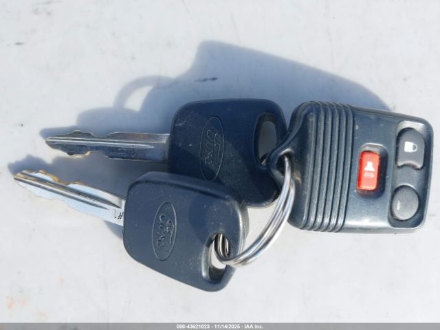 2003 FORD ESCAPE 1FMCU93113KA90810 Photo 10
