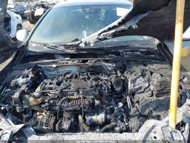 2017 VOLVO S60 YV149MTS7H2438245 Photo 9