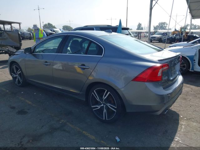 2017 VOLVO S60 YV149MTS7H2438245 Photo 2