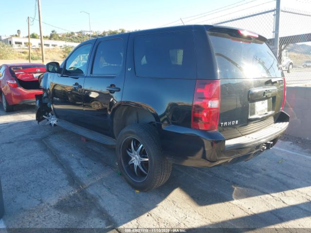 2011 CHEVROLET TAHOE 1GNSCBE05BR105336 Photo 2