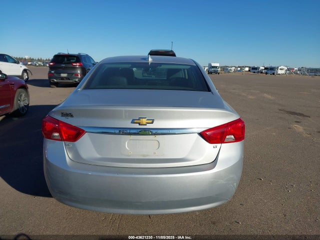 Chevrolet IMPALA 1LT 2017 2G1105S39H9109897 Image 16