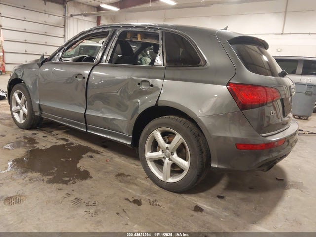 2017 AUDI Q5 WA1M2AFP2HA044832 Photo 2