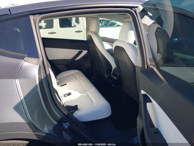 2022 TESLA MODEL Y 7SAYGDEE0NF513030 Photo 7