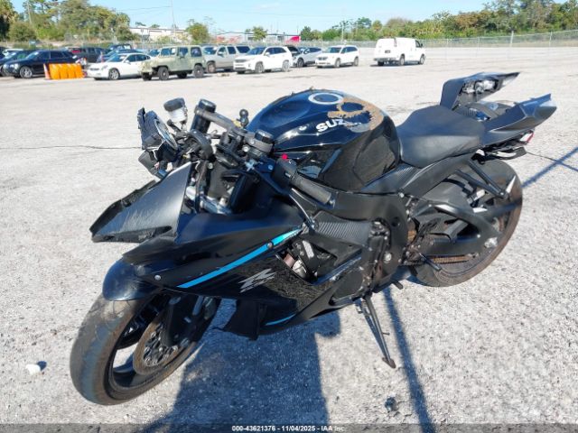 2024 SUZUKI GSX-R600 JS1GN7FA2R7100821 Photo 1