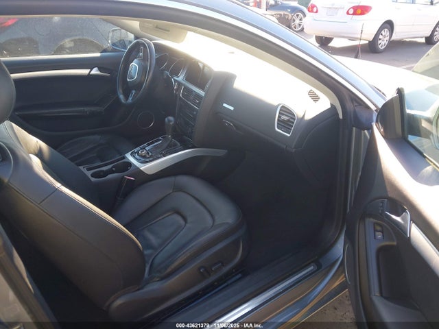 2011 AUDI A5 WAULFAFR2BA031459 Photo 4