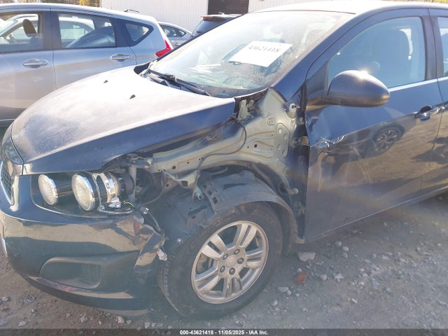 Продаж на аукціоні авто 2015 Chevrolet Sonic Lt Auto, vin: 1G1JC6SH9F4127681, номер лоту: 43621418