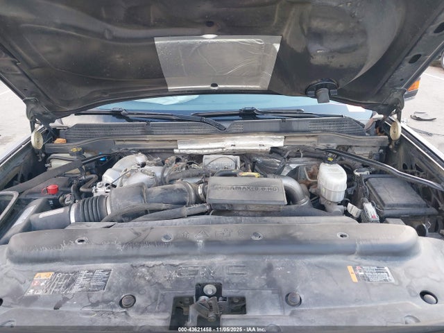 1GT12SEY2KF111903 GMC Sierra 2500hd Denali