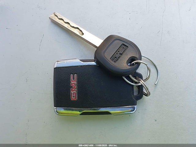 1GT12SEY2KF111903 GMC Sierra 2500hd Denali