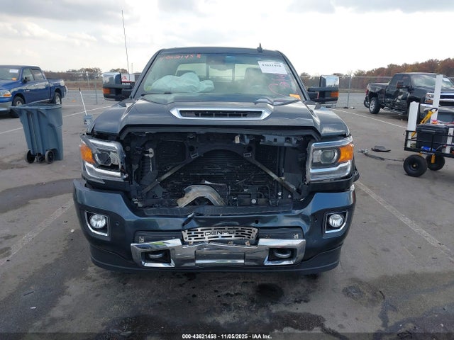 1GT12SEY2KF111903 GMC Sierra 2500hd Denali