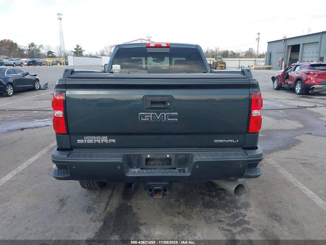 1GT12SEY2KF111903 GMC Sierra 2500hd Denali