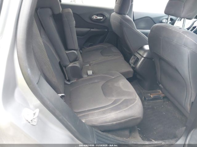 2015 JEEP CHEROKEE 1C4PJLCB0FW737263 Photo 7