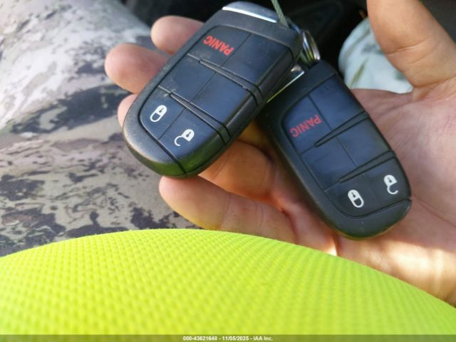 2020 JEEP RENEGADE ZACNJABB0LPL03329 Photo 10