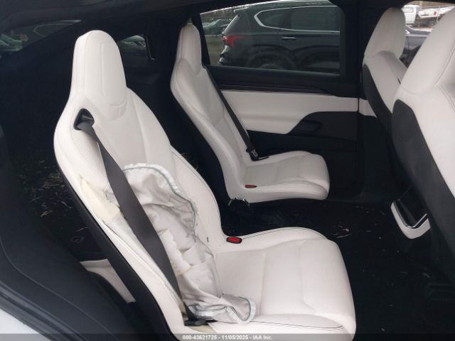 2023 TESLA MODEL X 7SAXCBE62PF412546 Photo 7