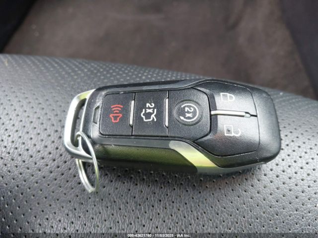 2016 FORD MUSTANG 1FATP8UH3G5217262 Photo 10