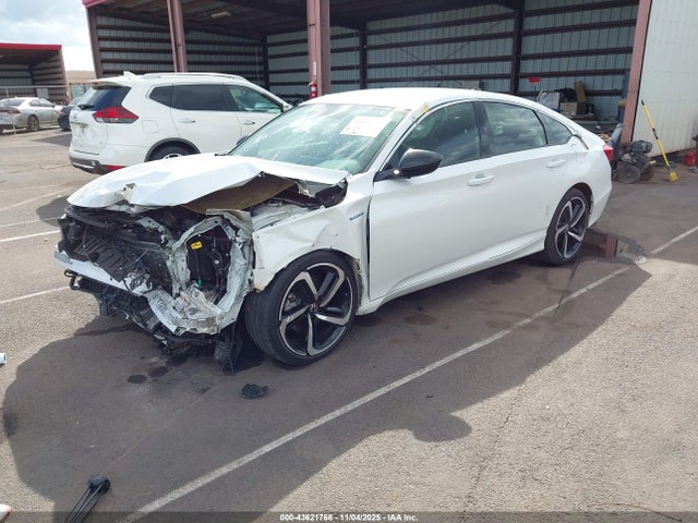 2022 Honda Accord Hybrid Sport მანქანა იყიდება აუქციონზე, vin: 1HGCV3F23NA031819, აუქციონის ნომერი: 43621768