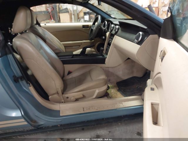 2005 FORD MUSTANG 1ZVFT84N155182143 Photo 4