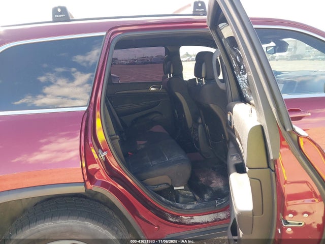 Продажа на аукционе авто 2017 Jeep Grand Cherokee Laredo 4x4, vin: 1C4RJFAG2HC964452, номер лота: 43621983
