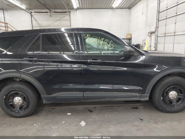 Ford Police Interceptor 2020 1FM5K8AB2LGC01209 Image 30