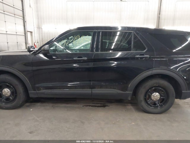 Ford Police Interceptor 2020 1FM5K8AB2LGC01209 Image 31
