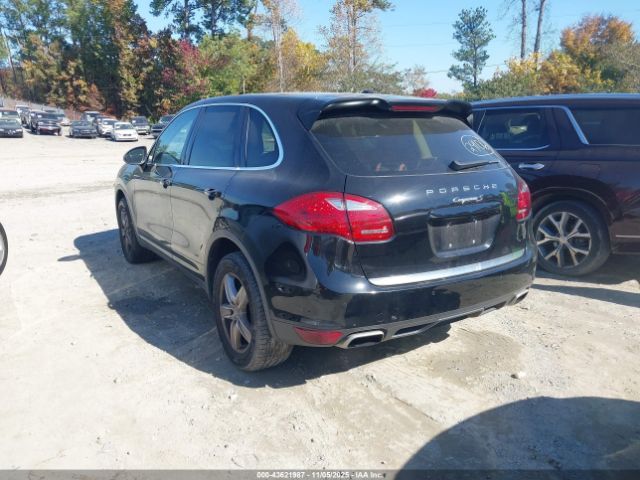 2014 PORSCHE CAYENNE WP1AB2A22ELA58576 Photo 2