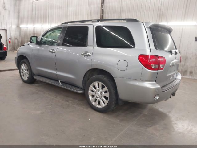 2011 TOYOTA SEQUOIA 5TDDW5G12BS045405 Photo 2