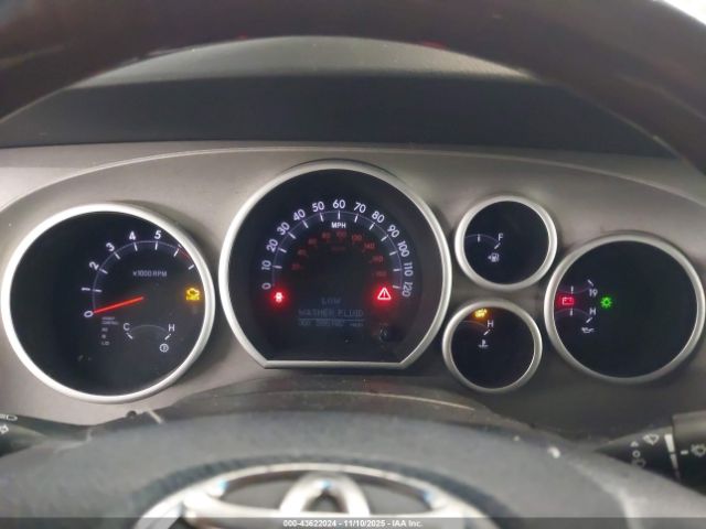 2011 TOYOTA SEQUOIA 5TDDW5G12BS045405 Photo 6