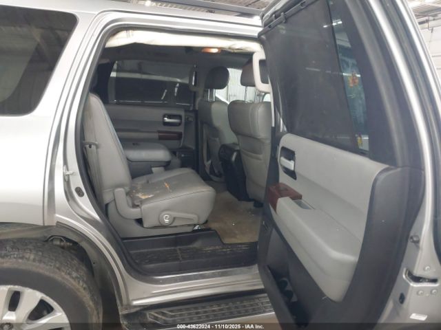 2011 TOYOTA SEQUOIA 5TDDW5G12BS045405 Photo 7