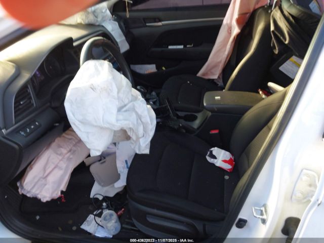 2020 HYUNDAI ELANTRA 5NPD84LF7LH588195 Photo 4