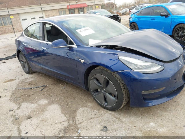 2019 TESLA MODEL 3 5YJ3E1EB9KF130569 Photo 0