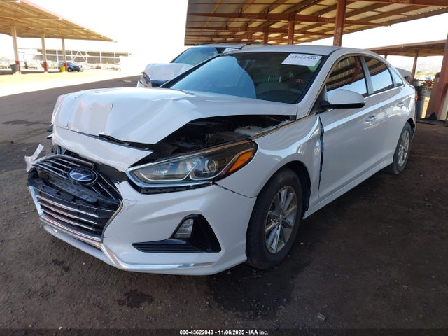 5NPE24AF3KH802090 Hyundai SONATA SE