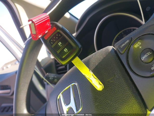 3HGGK5G57FM735301 Honda FIT LX